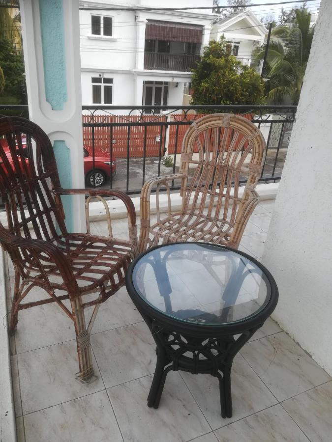 Residence Lasenza Apartment Flic en Flac Екстер'єр фото