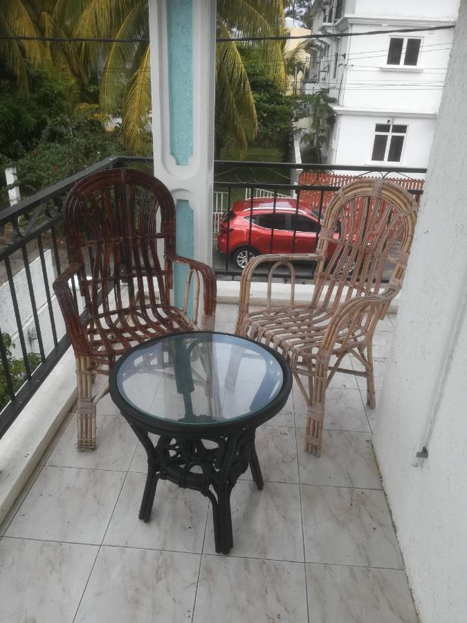 Residence Lasenza Apartment Flic en Flac Екстер'єр фото